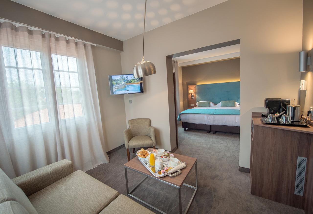 Hotel Lou Castelet Carros Εξωτερικό φωτογραφία